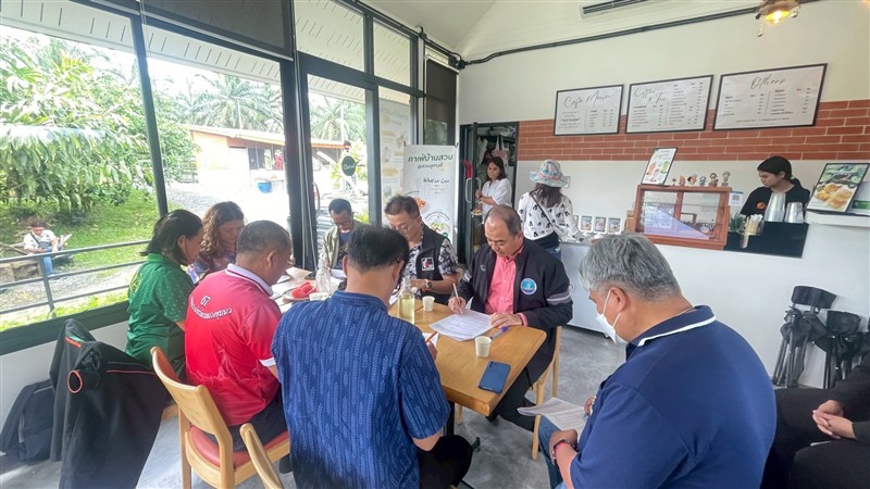 เครือข่ายการท่องเที่ยวชุมชนอำเภอละแม คว้ามาตรฐานดีเยี่ยม!! ผลงานคณาจารย์ ม.แม่โจ้-ชุมพร ขับเคลื่อ...