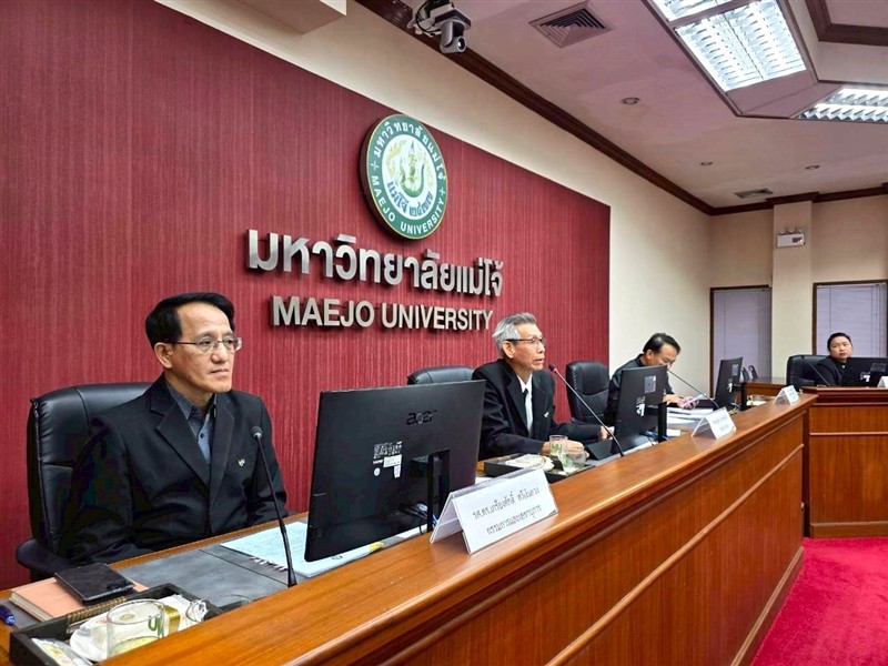 การประชุมคณะกรรมการสรรหาคณบดีคณะสัตวแพทยศาสตร์ ครั้งที่ 3/2568 การนำเสนอแนวทางการบริหารจัดการคณะส...