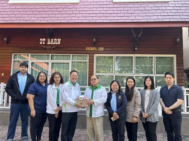 คณะสัตวแพทยศาสตร์ สวัสดีปีใหม่พร้อมรับพรจากท่านนายกสภามหาวิทยาลัยแม่โจ้