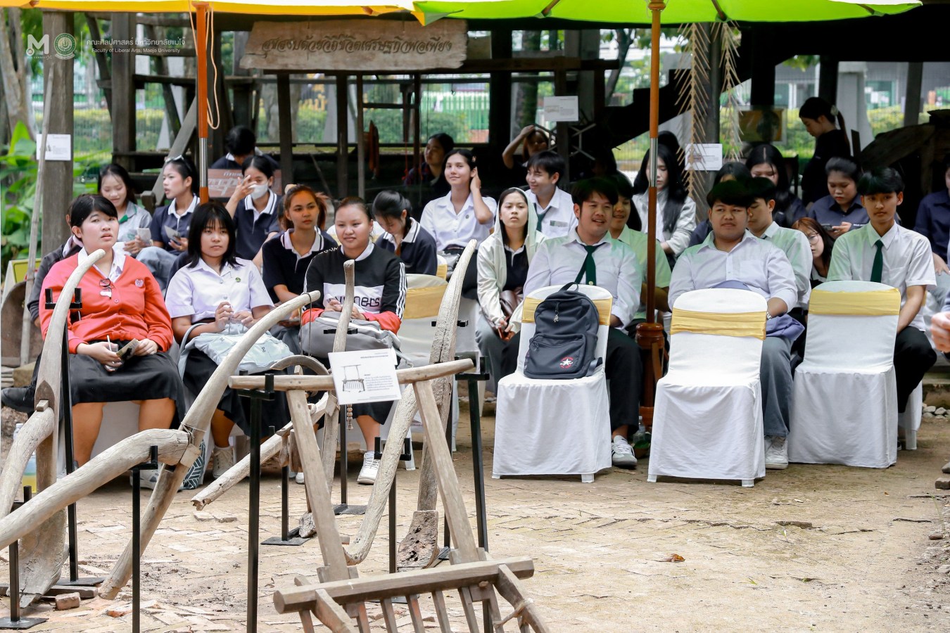 คณะศิลปศาสตร์ ร่วมกับ อพ.สธ. และ กองส่งเสริมศิลปวัฒนธรรม ม.แม่โจ้ จัดกิจกรรม 