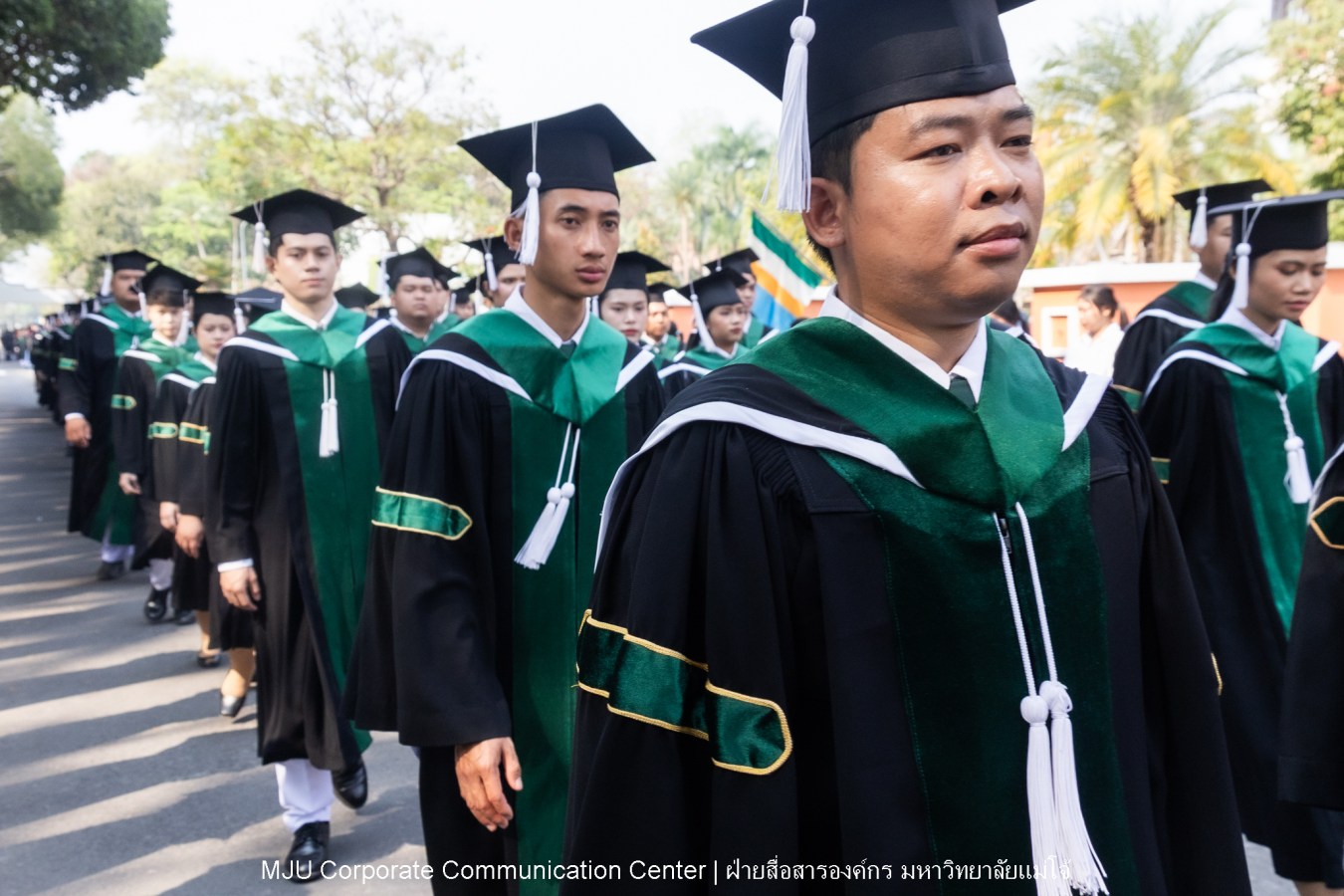 บรรยากาศ พิธีพระราชทานปริญญาบัตร มหาวิทยาลัยแม่โจ้ ประจำปีการศึกษา2567-2568 ครั้งที่ 48  ในวันที่ 19 กุมภาพันธ์ พ.ศ.2569 ณ ศูนย์กีฬาเฉลิมพระเกียรติ มหาวิทยาลัยแม่โจ้