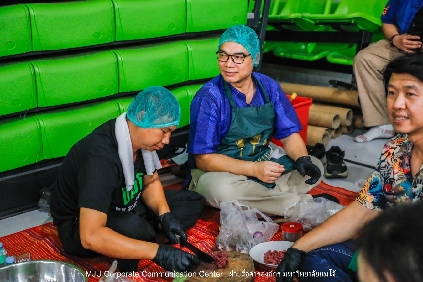 ชาวแม่โจ้ ร่วมพิธีดำหัวผู้อาวุโสและอธิการบดี ประจำปี 2569  สืบสานป๋าเวณี ปี๋ใหม่เมือง