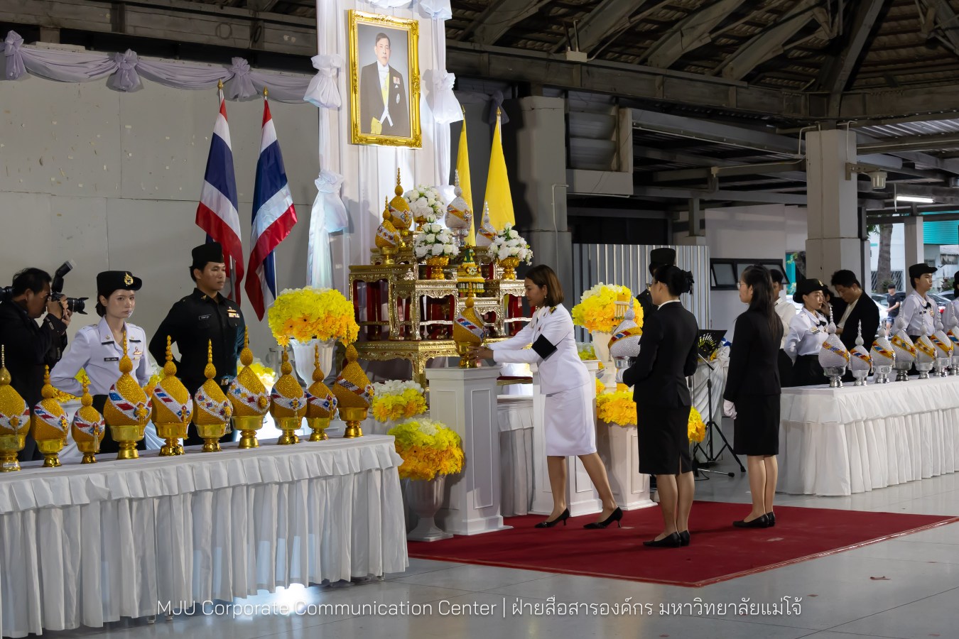 เนื่องในโอกาสวันเฉลิมพระชนมพรรษาพระบาทสมเด็จพระเจ้าอยู่หัว มหาวิทยาลัยแม่โจ้ จัดพิธีถวายพระพรชัยมงคล