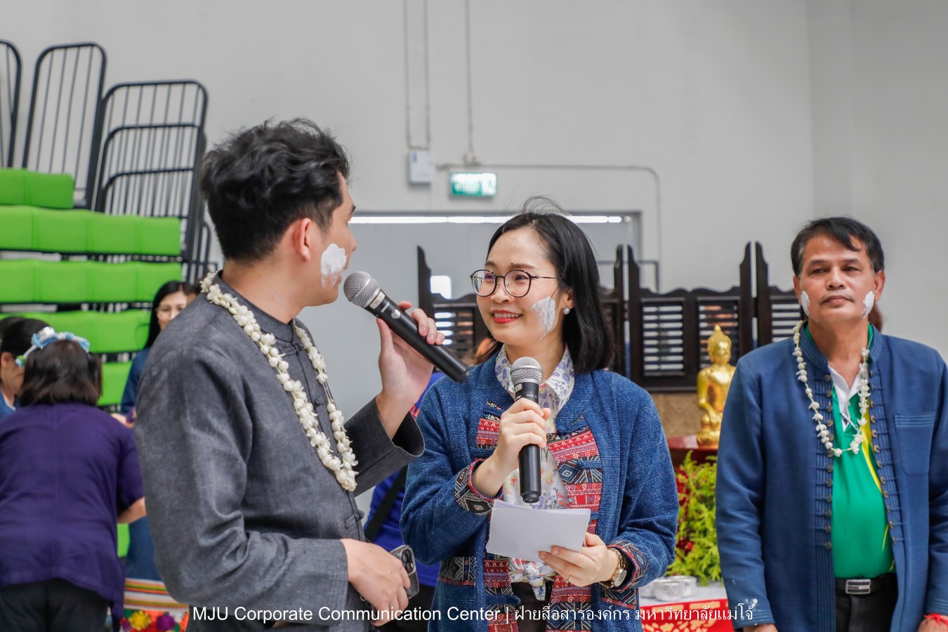 ชาวแม่โจ้ ร่วมพิธีดำหัวผู้อาวุโสและอธิการบดี ประจำปี 2569  สืบสานป๋าเวณี ปี๋ใหม่เมือง