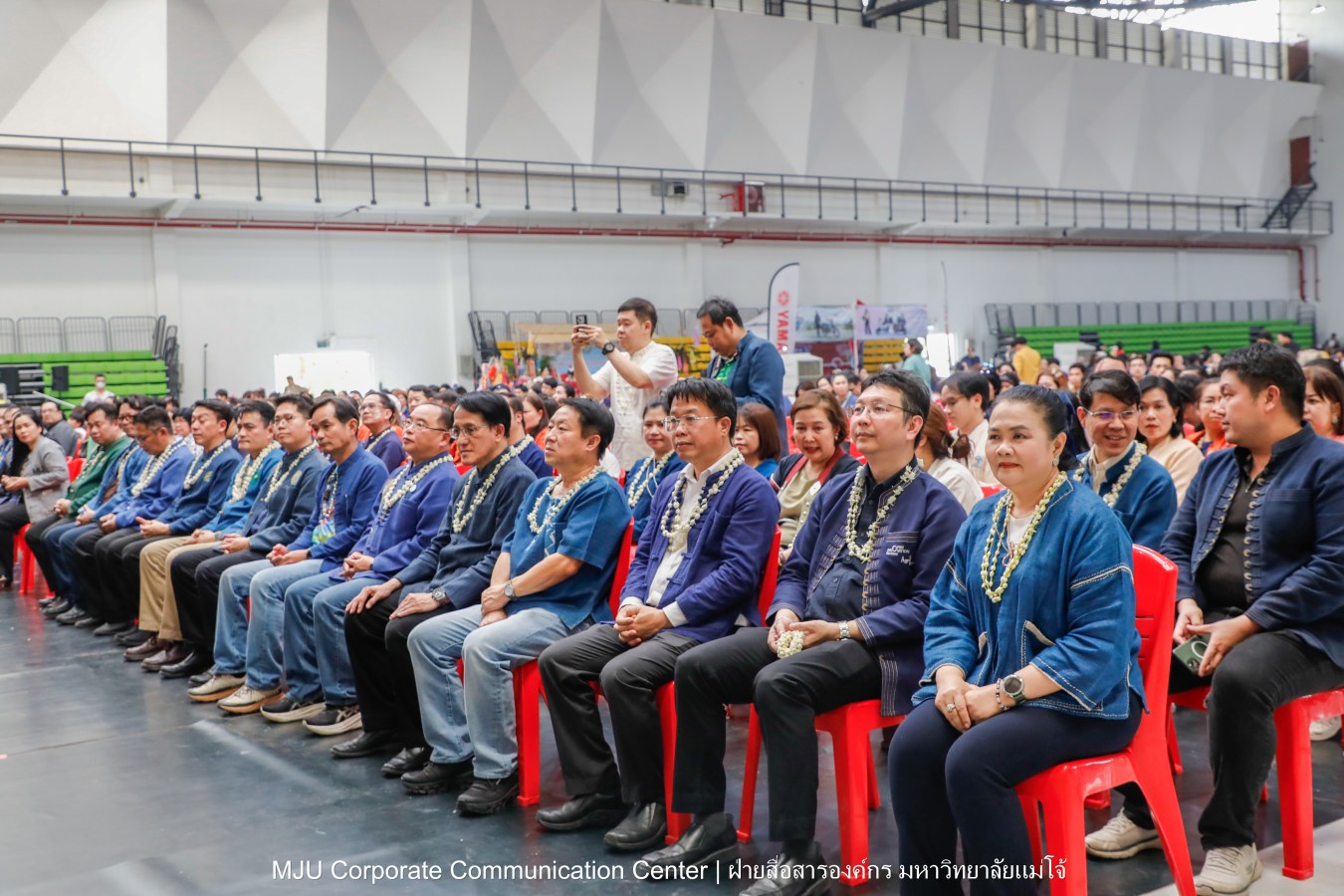 ชาวแม่โจ้ ร่วมพิธีดำหัวผู้อาวุโสและอธิการบดี ประจำปี 2569  สืบสานป๋าเวณี ปี๋ใหม่เมือง