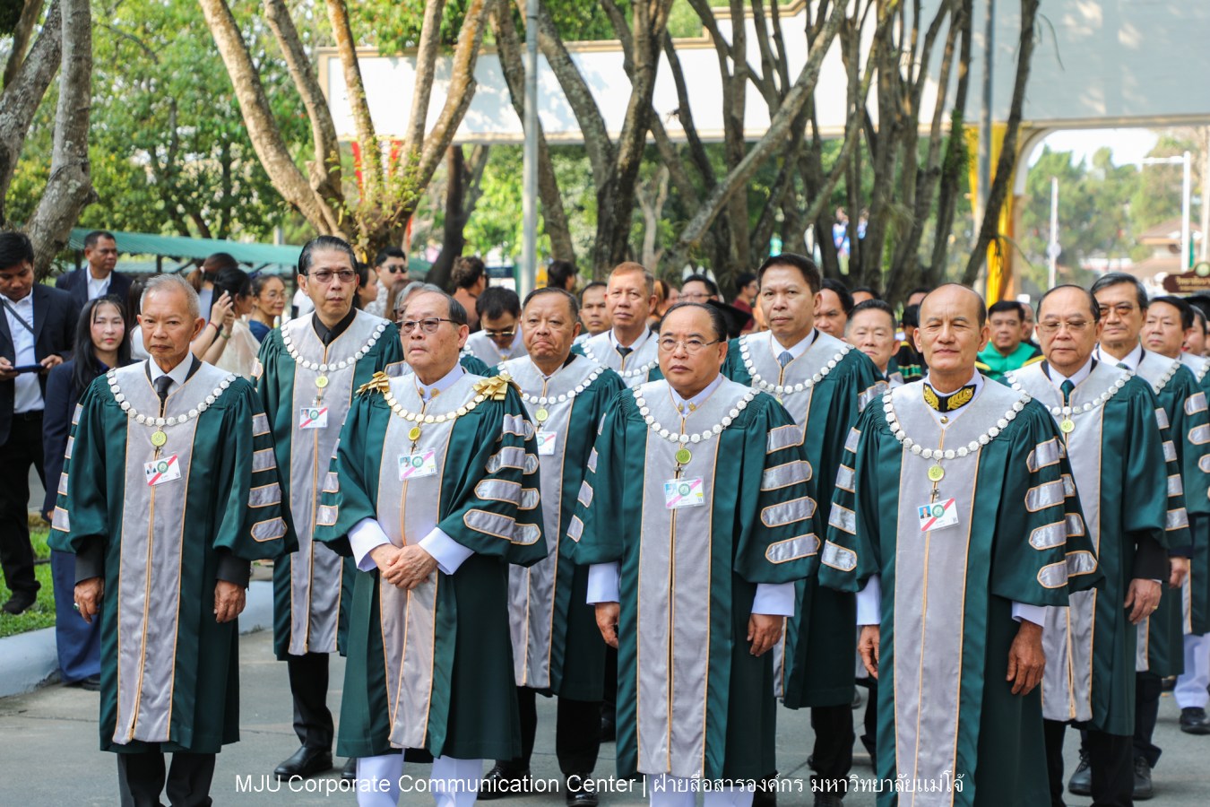 บรรยากาศ พิธีพระราชทานปริญญาบัตร มหาวิทยาลัยแม่โจ้ ประจำปีการศึกษา2567-2568 ครั้งที่ 48  ในวันที่ 19 กุมภาพันธ์ พ.ศ.2569 ณ ศูนย์กีฬาเฉลิมพระเกียรติ มหาวิทยาลัยแม่โจ้