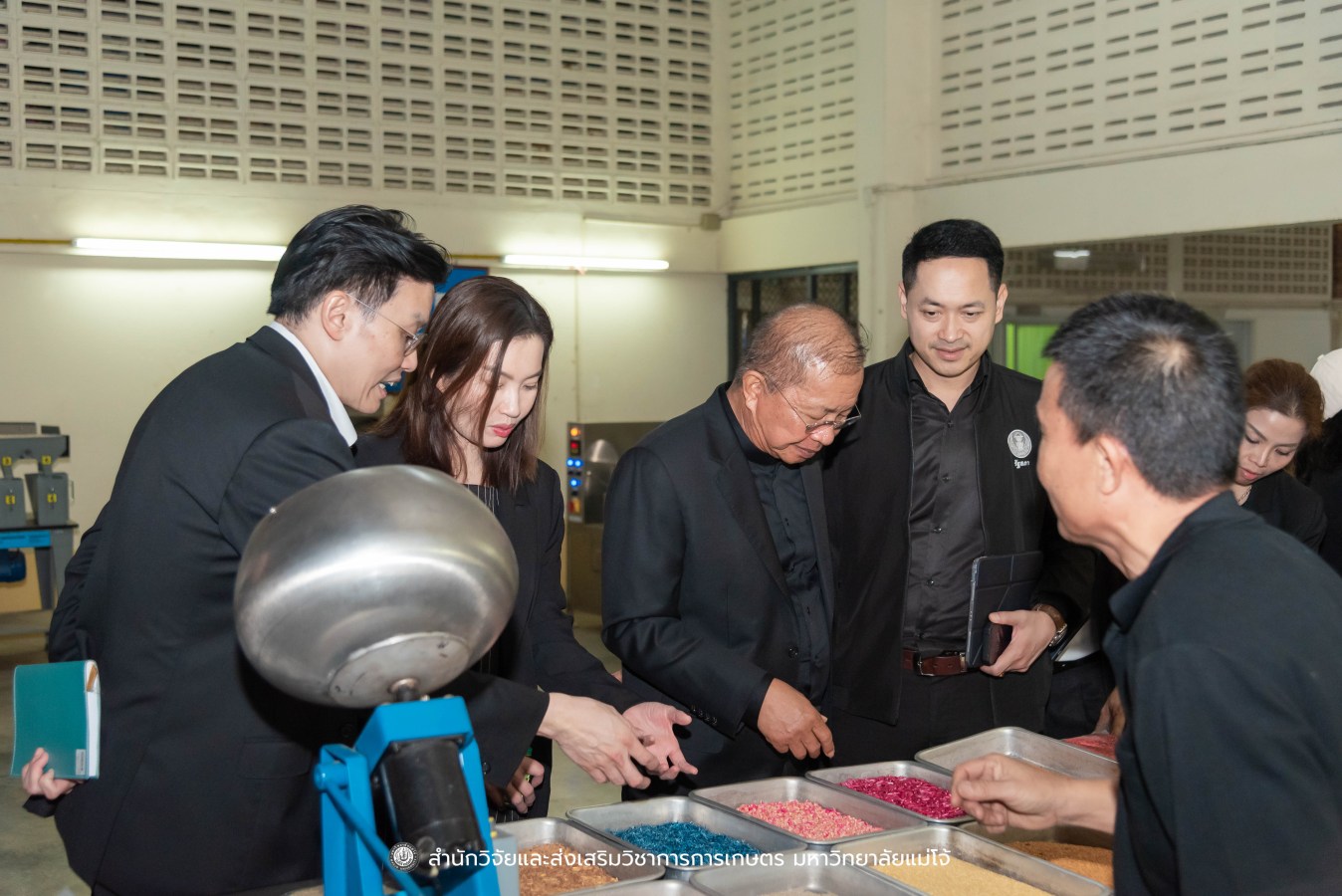 มหาวิทยาลัยแม่โจ้ ต้อนรับคณะผู้บริหารของสำนักงานเลขาธิการวุฒิสภา ในโครงการติดตามผลการนำผลงานวิจัยไปใช้ประโยชน์ในกระบวนการนิติบัญญัติ