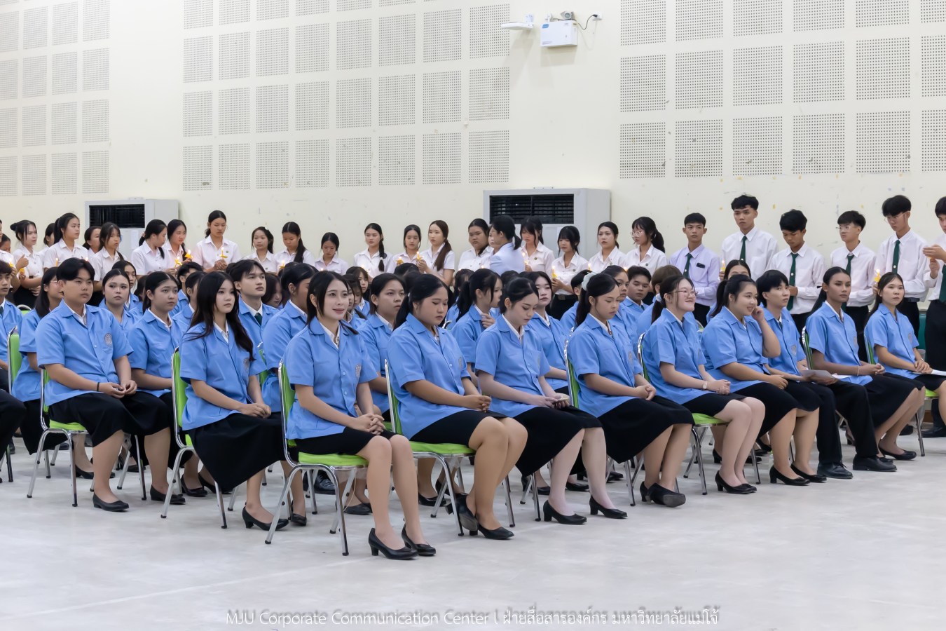 ม. แม่โจ้ จัดพิธีมอบเสื้อสาขาเทคนิคการสัตวแพทย์ฯ ให้ นศ.รุ่นแรก  สร้างความภาคภูมิใจและตระหนักต่อบทบาทวิชาชีพ