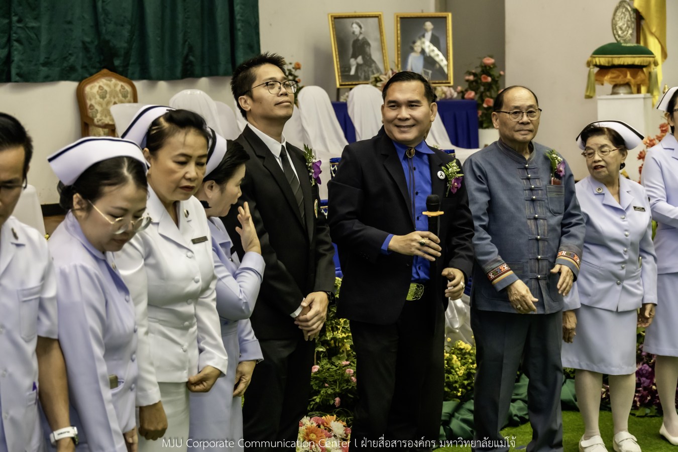 พยาบาลแม่โจ้ รุ่นที่ 3  รับหมวก เข็มเลื่อนชั้นปี และตะเกียงไนติงเกล เตรียมพร้อมออกฝึกปฏิบัติการจริงในสถานพยาบาล