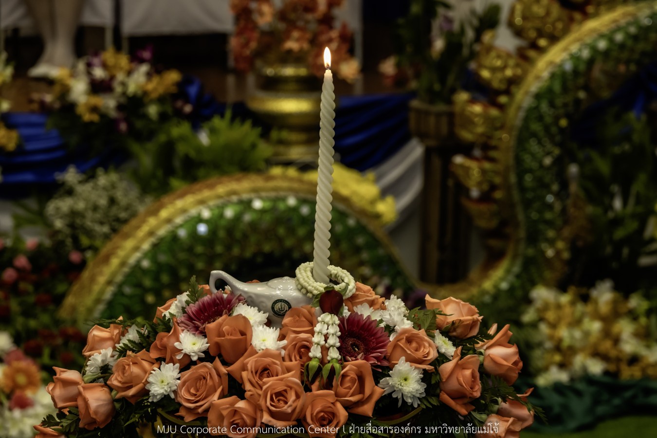 พยาบาลแม่โจ้ รุ่นที่ 3  รับหมวก เข็มเลื่อนชั้นปี และตะเกียงไนติงเกล เตรียมพร้อมออกฝึกปฏิบัติการจริงในสถานพยาบาล