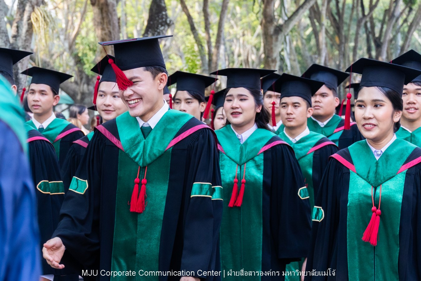 บรรยากาศ พิธีพระราชทานปริญญาบัตร มหาวิทยาลัยแม่โจ้ ประจำปีการศึกษา2567-2568 ครั้งที่ 48  ในวันที่ 19 กุมภาพันธ์ พ.ศ.2569 ณ ศูนย์กีฬาเฉลิมพระเกียรติ มหาวิทยาลัยแม่โจ้