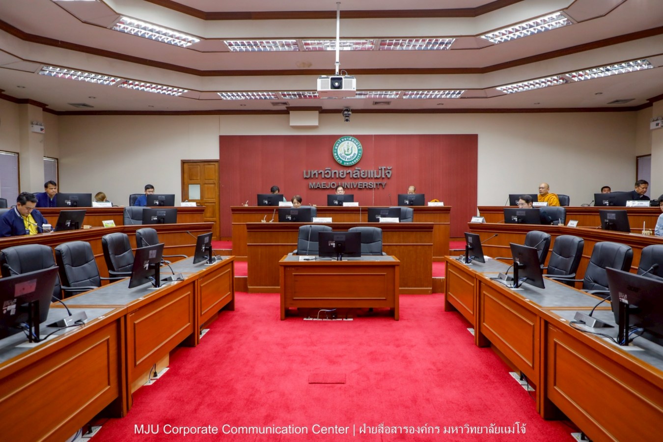 ม.แม่โจ้ ประชุมคณะกรรมการวัดธาราทิพย์ชัยประดิษฐ์ ในพระอุปภัมภ์ฯ ครั้งที่ 1/2569 เตรียมจัดพิธีถวายผ้าพระกฐินฯ