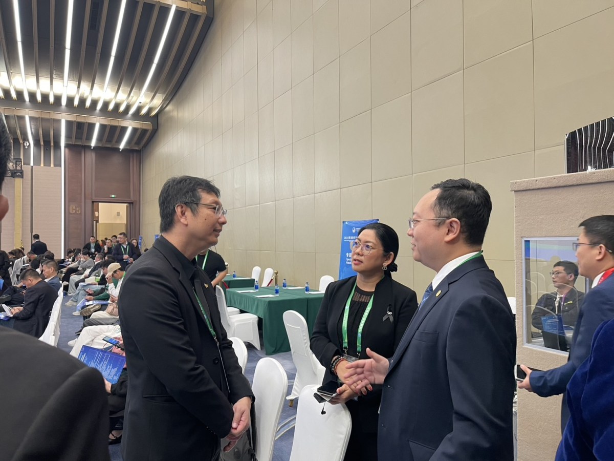 ม.แม่โจ้ จับมือ สภาหอการค้าอิเล็กทรอนิกส์จีน (CECC) MOU ยกระดับบุคลากรอีคอมเมิร์ซข้ามพรมแดนสู่เวทีโลก ณ นครเซี่ยงไฮ้