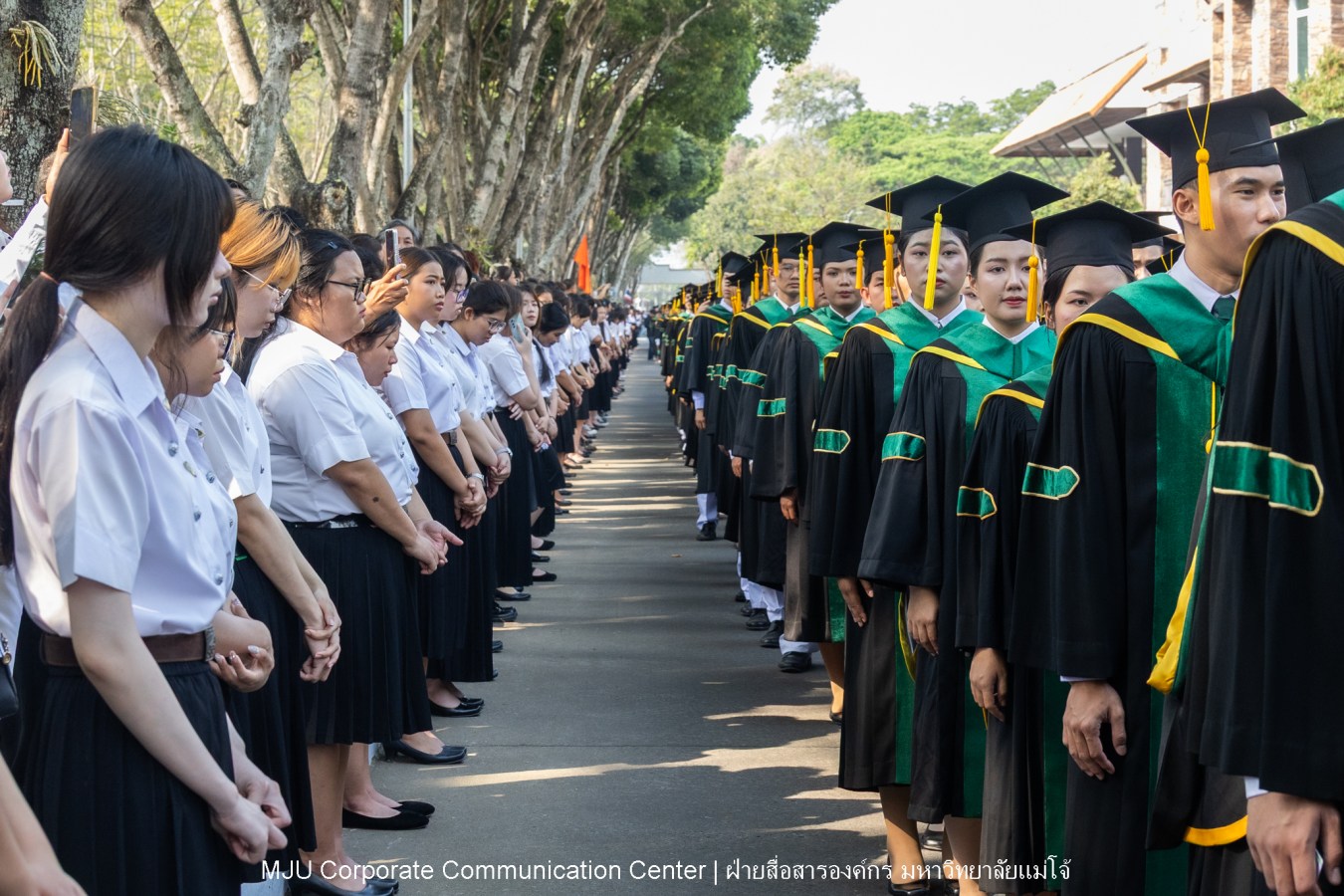 บรรยากาศ พิธีพระราชทานปริญญาบัตร มหาวิทยาลัยแม่โจ้ ประจำปีการศึกษา2567-2568 ครั้งที่ 48  ในวันที่ 19 กุมภาพันธ์ พ.ศ.2569 ณ ศูนย์กีฬาเฉลิมพระเกียรติ มหาวิทยาลัยแม่โจ้