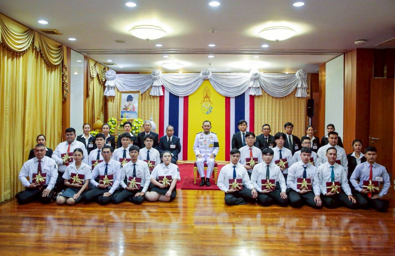 นักศึกษาคณะวิศวกรรมฯ ม.แม่โจ้ รับเหรียญรางวัลเรียนดี 4.00 จากวิศวกรรมสถานแห่งประเทศไทยฯ