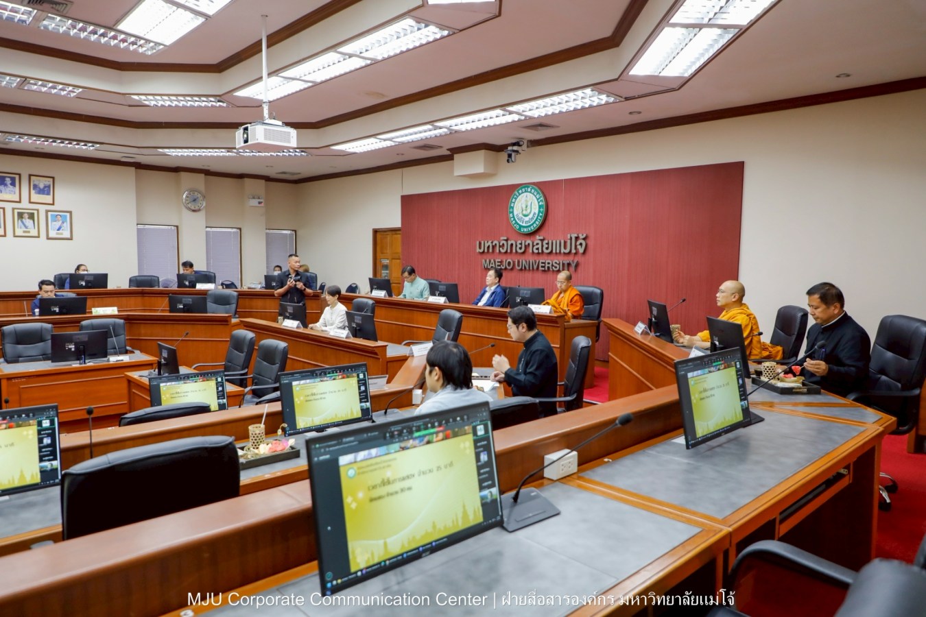 ม.แม่โจ้ ประชุมคณะกรรมการวัดธาราทิพย์ชัยประดิษฐ์ ในพระอุปภัมภ์ฯ ครั้งที่ 1/2569 เตรียมจัดพิธีถวายผ้าพระกฐินฯ