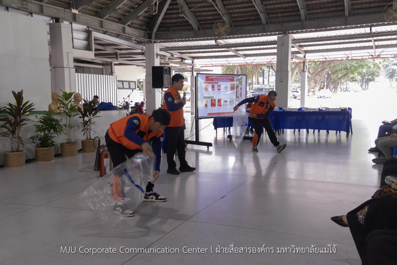 สนม.ม.แม่โจ้ ซ้อมแผนอพยพดับเพลิง แผ่นดินไหว และภัยพิบัติ พร้อมรองรับสถานการณ์ฉุกเฉิน