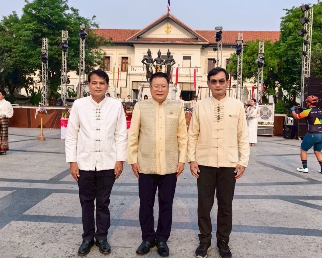 มหาวิทยาลัยแม่โจ้ ร่วมพิธีทำบุญตักบาตร ในงานสมโภช 730 ปี สถาปนาเมืองเชียงใหม่