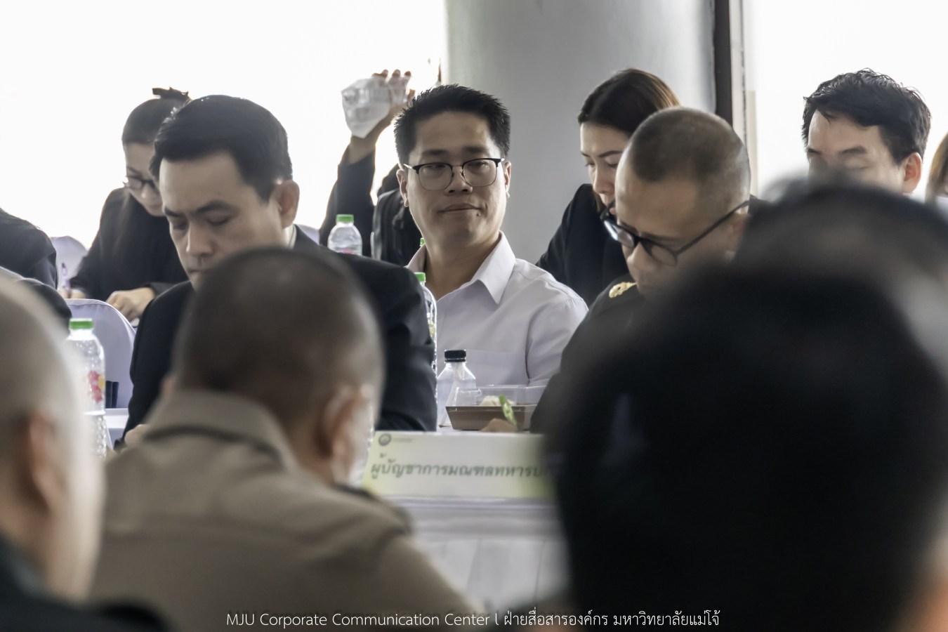 กองพระราชพิธี สำนักงานฝ่ายเสนาธิการในพระองค์ สำนักพระราชวัง จังหวัดเชียงใหม่ และมหาวิทยาลัยแม่โจ้ ประชุมเตรียมความพร้อมการรับเสด็จในพิธีพระราชทานปริญญาบัตรมหาวิทยาลัยแม่โจ้ ประจำปีการศึกษา 2567-2568 (ครั้งที่ 48)