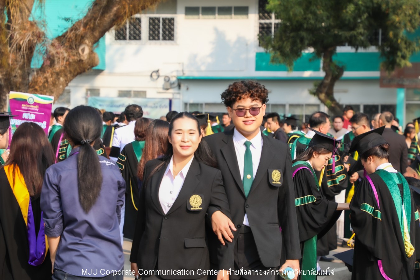 บรรยากาศ พิธีพระราชทานปริญญาบัตร มหาวิทยาลัยแม่โจ้ ประจำปีการศึกษา2567-2568 ครั้งที่ 48  ในวันที่ 19 กุมภาพันธ์ พ.ศ.2569 ณ ศูนย์กีฬาเฉลิมพระเกียรติ มหาวิทยาลัยแม่โจ้