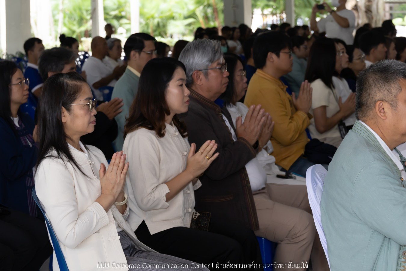 ม.แม่โจ้ ทำนุบำรุงพระพุทธศาสนา จัดถวายเทียนพรรษา 9 วัด
