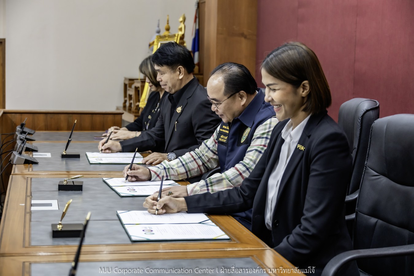 ม.แม่โจ้ ร่วมกับ กฟผ.สันทราย และ PEA ENCOM International ศึกษาการจัดการไฟฟ้าระบบผลิตโซล่าเซลล์