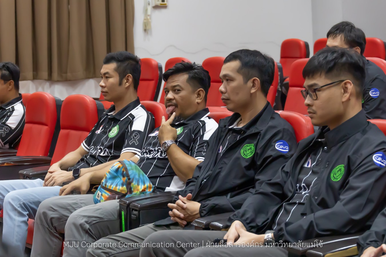 ทัพนักกีฬาบุคลากร ม.แม่โจ้ พร้อมลุยศึก “มศว.เกมส์”  การแข่งขันกีฬาบุคลากรมหาวิทยาลัยแห่งประเทศไทย ครั้งที่ ๔๒
