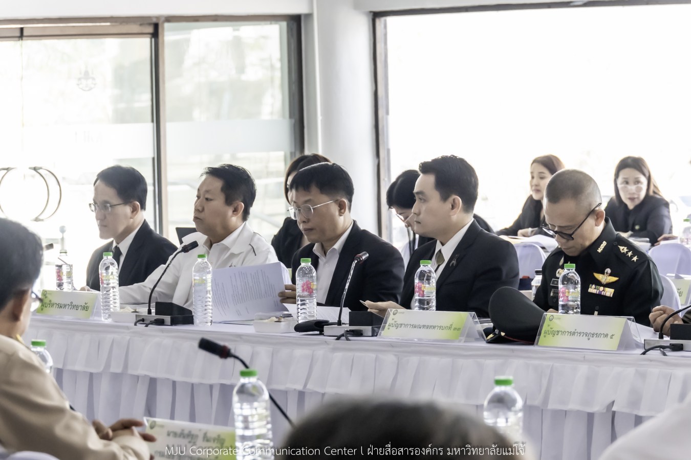 กองพระราชพิธี สำนักงานฝ่ายเสนาธิการในพระองค์ สำนักพระราชวัง จังหวัดเชียงใหม่ และมหาวิทยาลัยแม่โจ้ ประชุมเตรียมความพร้อมการรับเสด็จในพิธีพระราชทานปริญญาบัตรมหาวิทยาลัยแม่โจ้ ประจำปีการศึกษา 2567-2568 (ครั้งที่ 48)