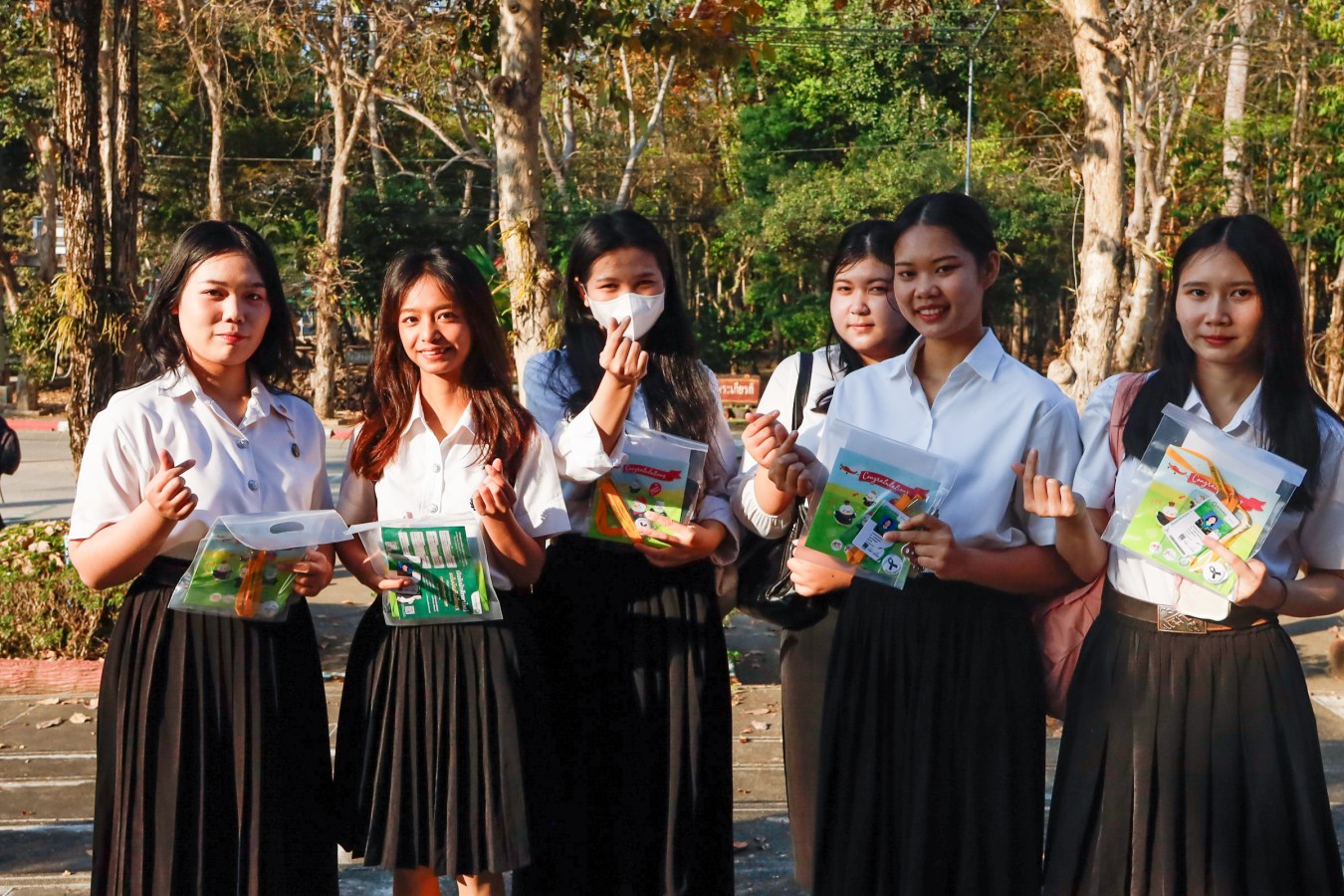 Congratulations    บรรยากาศ      บัณฑิตแม่โจ้ รายงานตัวเตรียมเข้าพิธีพระราชทานปริญญาบัตร ครั้งที่ 48