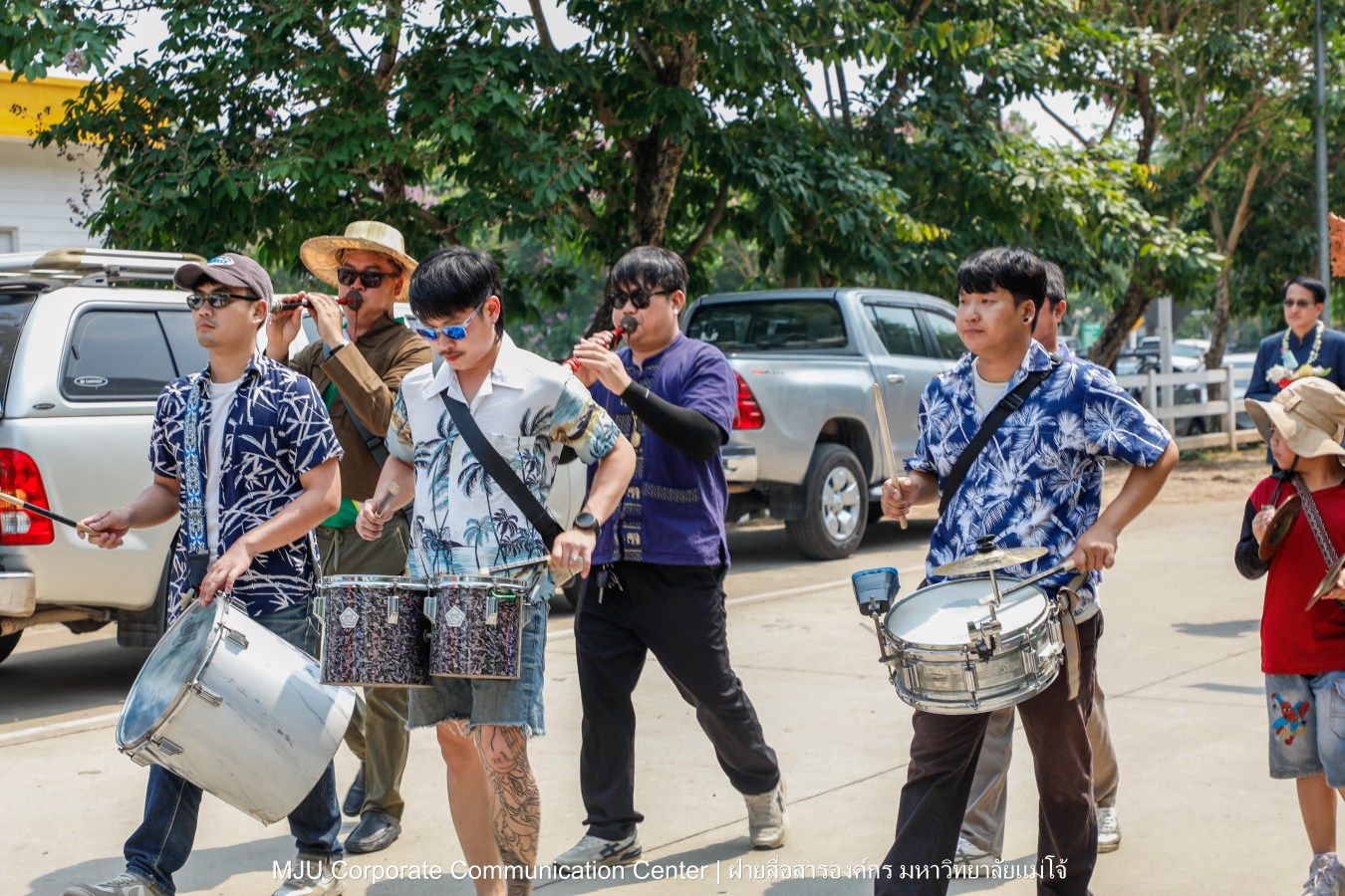 ชาวแม่โจ้ ร่วมพิธีดำหัวผู้อาวุโสและอธิการบดี ประจำปี 2569  สืบสานป๋าเวณี ปี๋ใหม่เมือง