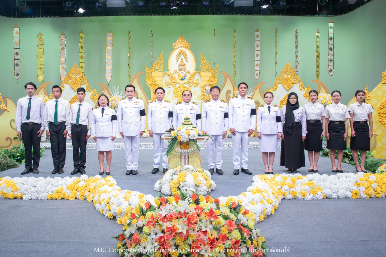 เนื่องในโอกาสวันเฉลิมพระชนมพรรษา พระบาทสมเด็จพระเจ้าอยู่หัวฯ ม.แม่โจ้ ร่วมบันทึกเทปโทรทัศน์รายการพิเศษถวายพระพรชัยมงคล