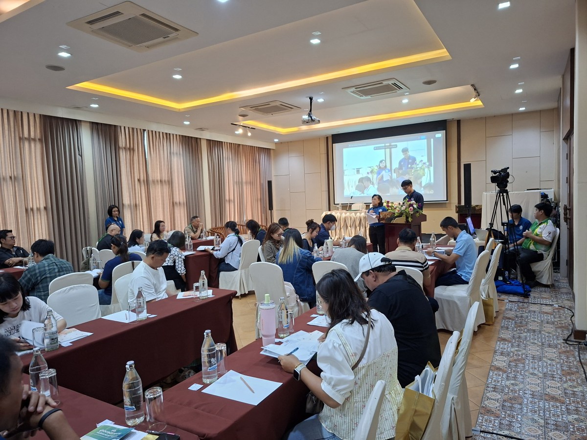 คณะผลิตกรรมการเกษตร ม.แม่โจ้ อบรมเสริมความรู้ผู้ควบคุมการขายวัตถุอันตรายทางการเกษตร รุ่น 2