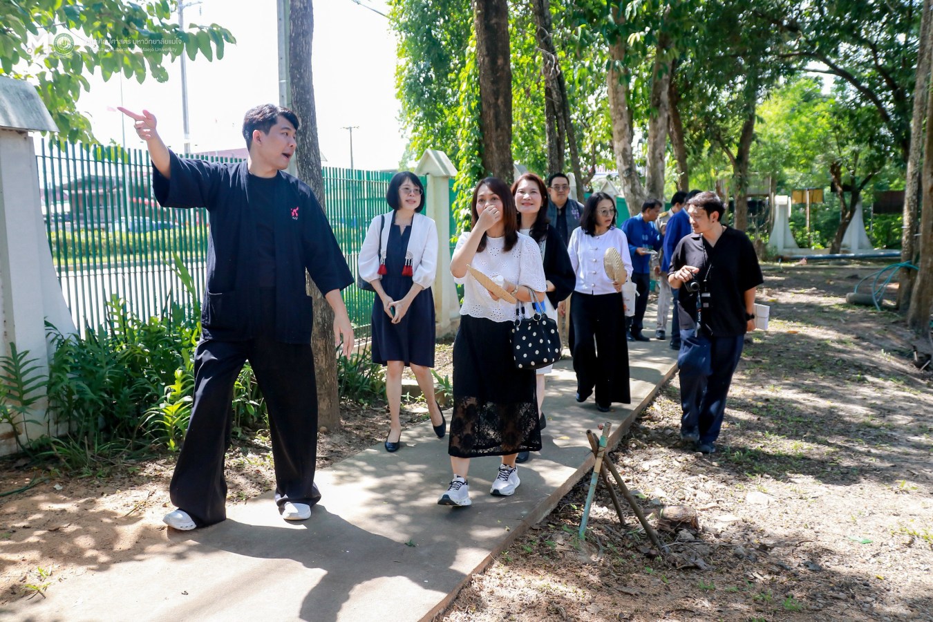 คณะศิลปศาสตร์ ร่วมกับ อพ.สธ. และ กองส่งเสริมศิลปวัฒนธรรม ม.แม่โจ้ จัดกิจกรรม 