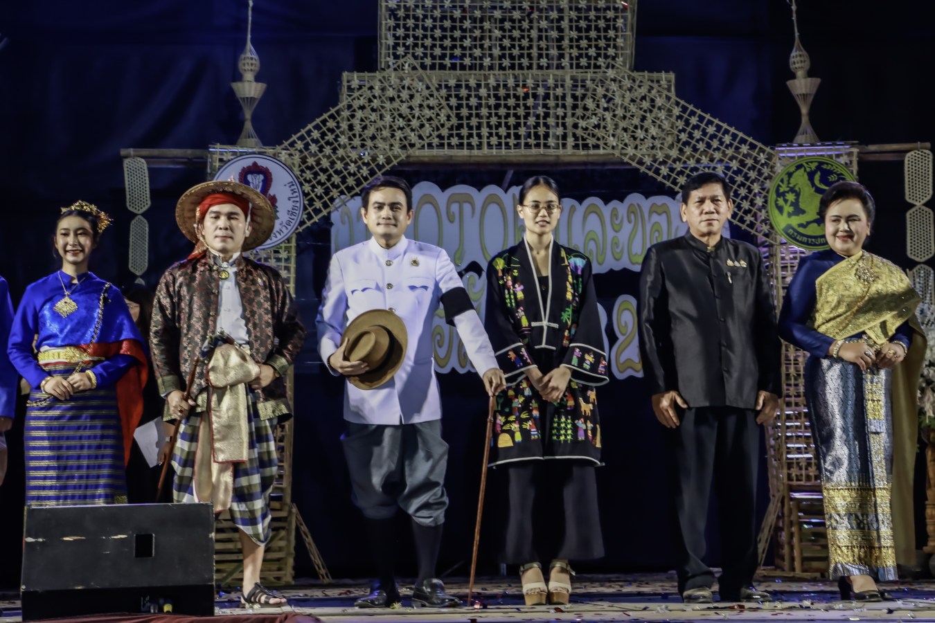 ม.แม่โจ้ ร่วมงาน OTOP และของดีอำเภอสันทราย  คว้ารองชนะเลิศเดินแบบผ้าไทยใส่ให้สนุก