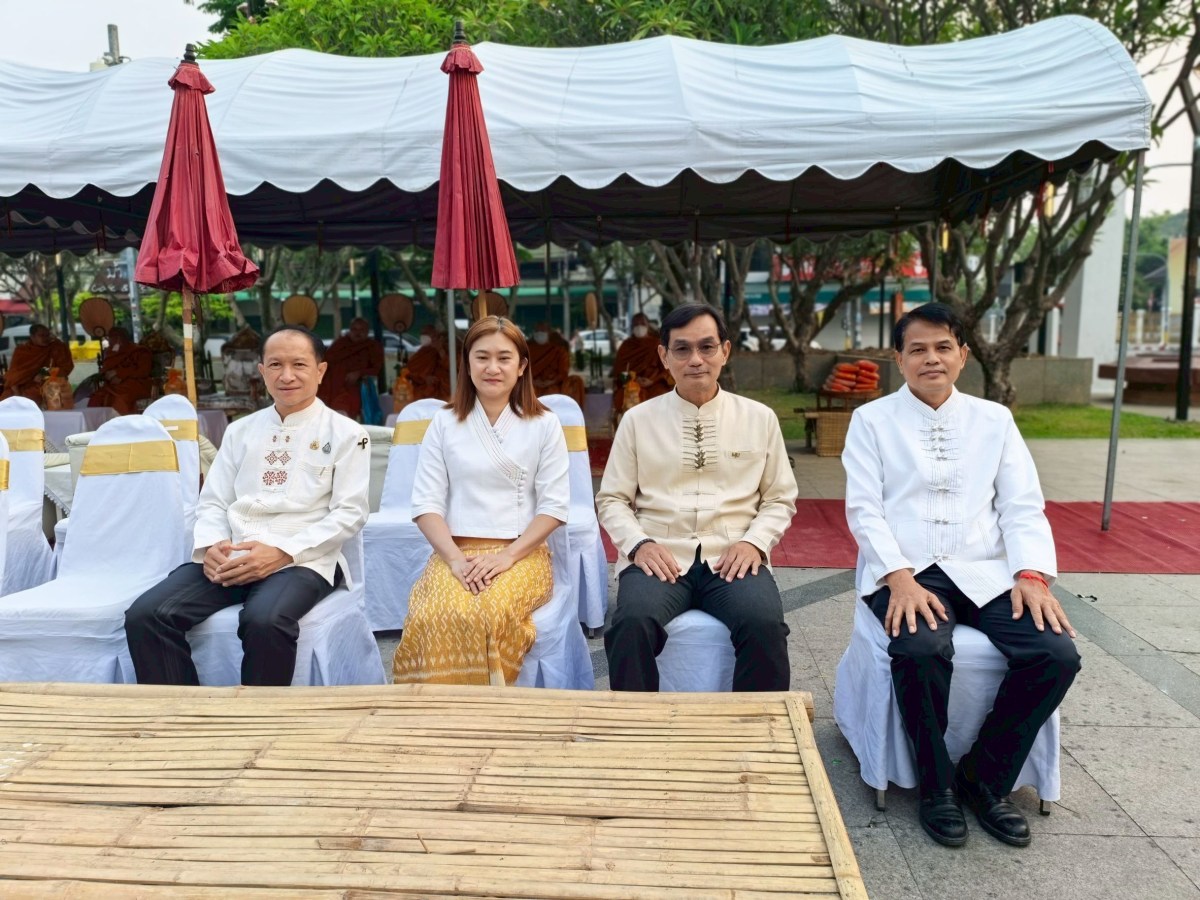 มหาวิทยาลัยแม่โจ้ ร่วมพิธีทำบุญตักบาตร ในงานสมโภช 730 ปี สถาปนาเมืองเชียงใหม่