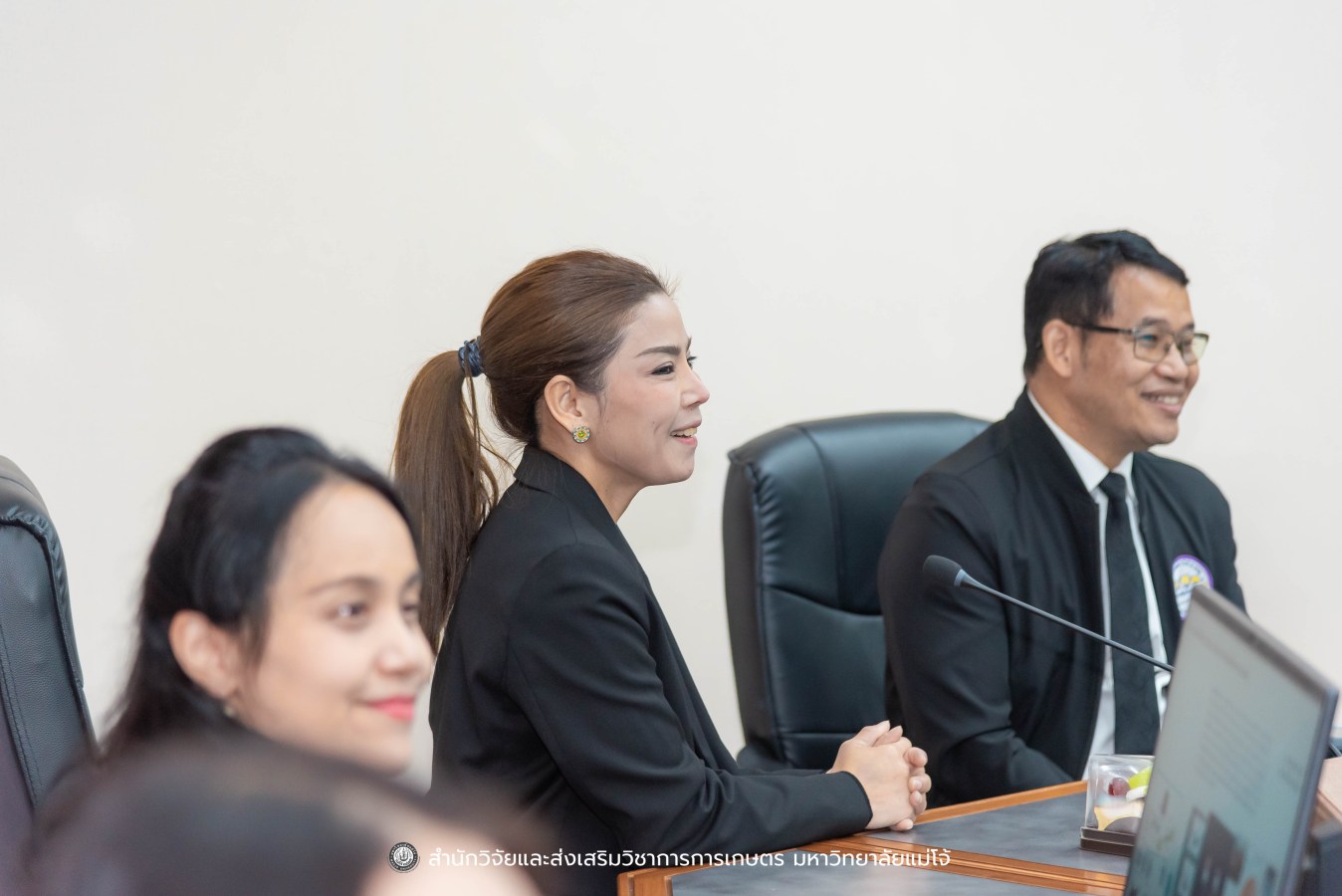 มหาวิทยาลัยแม่โจ้ ต้อนรับคณะผู้บริหารของสำนักงานเลขาธิการวุฒิสภา ในโครงการติดตามผลการนำผลงานวิจัยไปใช้ประโยชน์ในกระบวนการนิติบัญญัติ