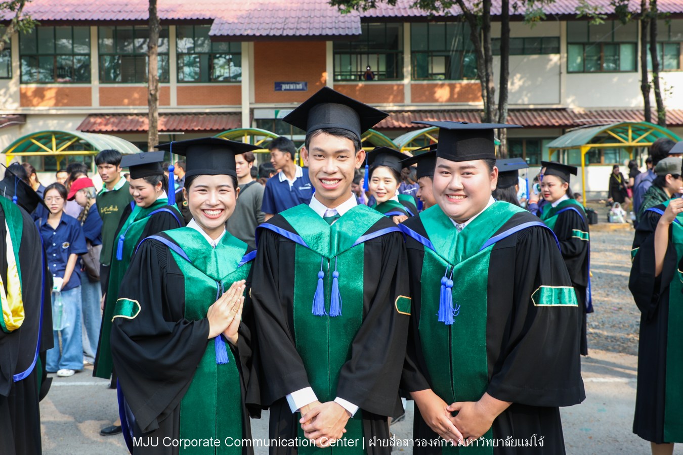 บรรยากาศ พิธีพระราชทานปริญญาบัตร มหาวิทยาลัยแม่โจ้ ประจำปีการศึกษา2567-2568 ครั้งที่ 48  ในวันที่ 19 กุมภาพันธ์ พ.ศ.2569 ณ ศูนย์กีฬาเฉลิมพระเกียรติ มหาวิทยาลัยแม่โจ้