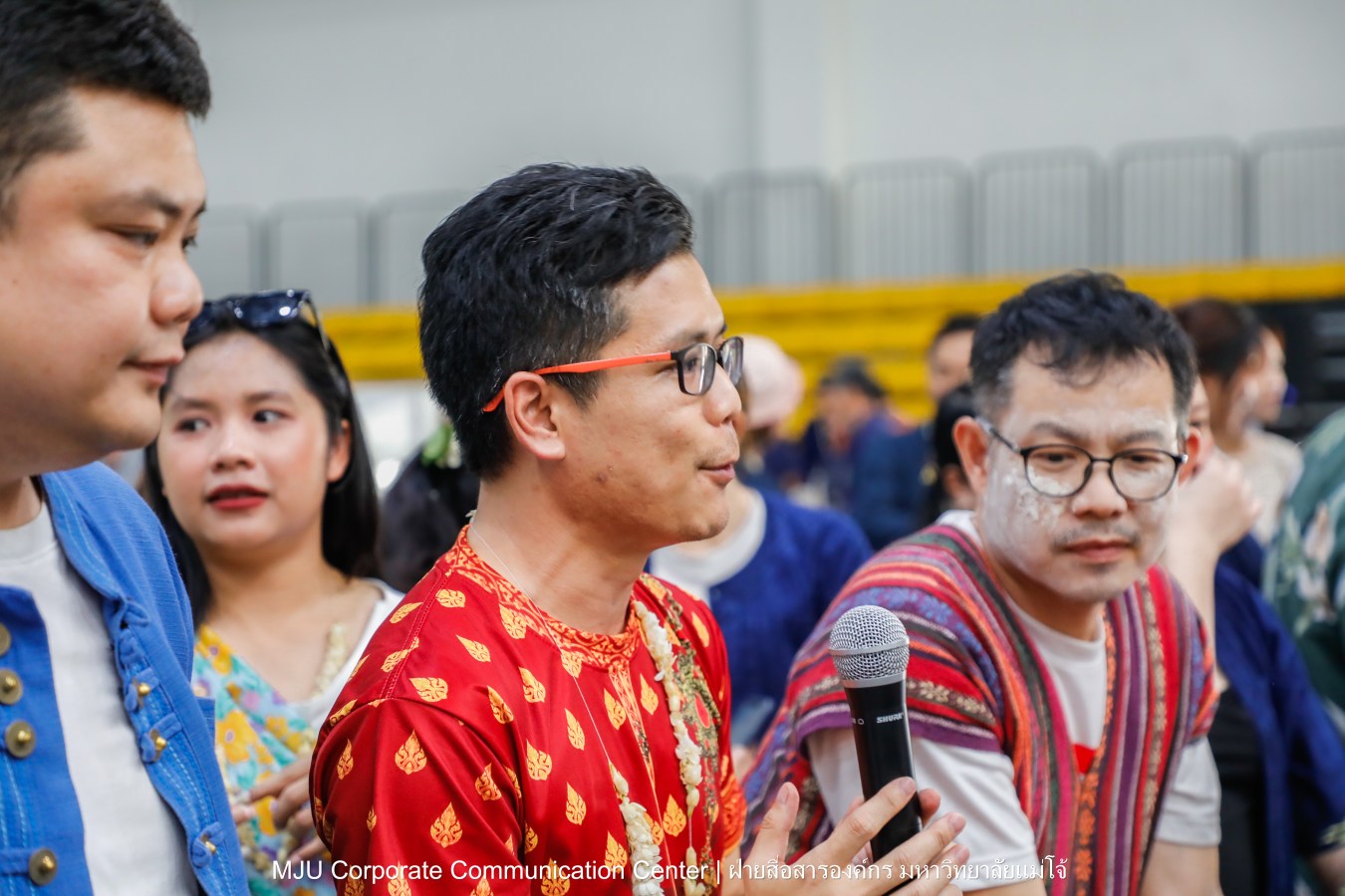 ชาวแม่โจ้ ร่วมพิธีดำหัวผู้อาวุโสและอธิการบดี ประจำปี 2569  สืบสานป๋าเวณี ปี๋ใหม่เมือง