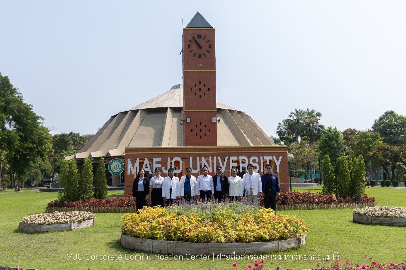 รองปลัดกระทรวงมหาดไทย สักการะสิ่งศักดิ์ ม.แม่โจ้