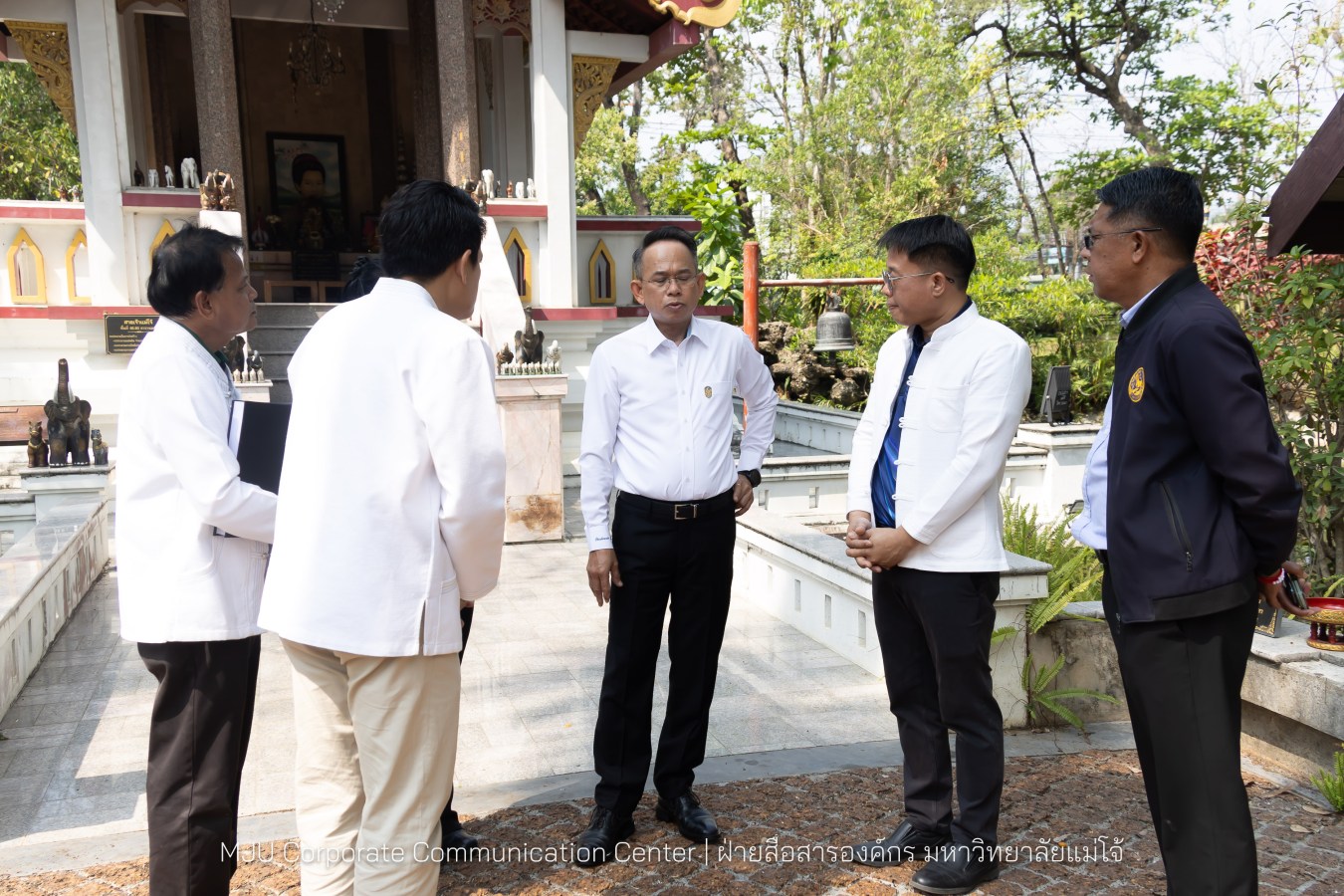 รองปลัดกระทรวงมหาดไทย สักการะสิ่งศักดิ์ ม.แม่โจ้