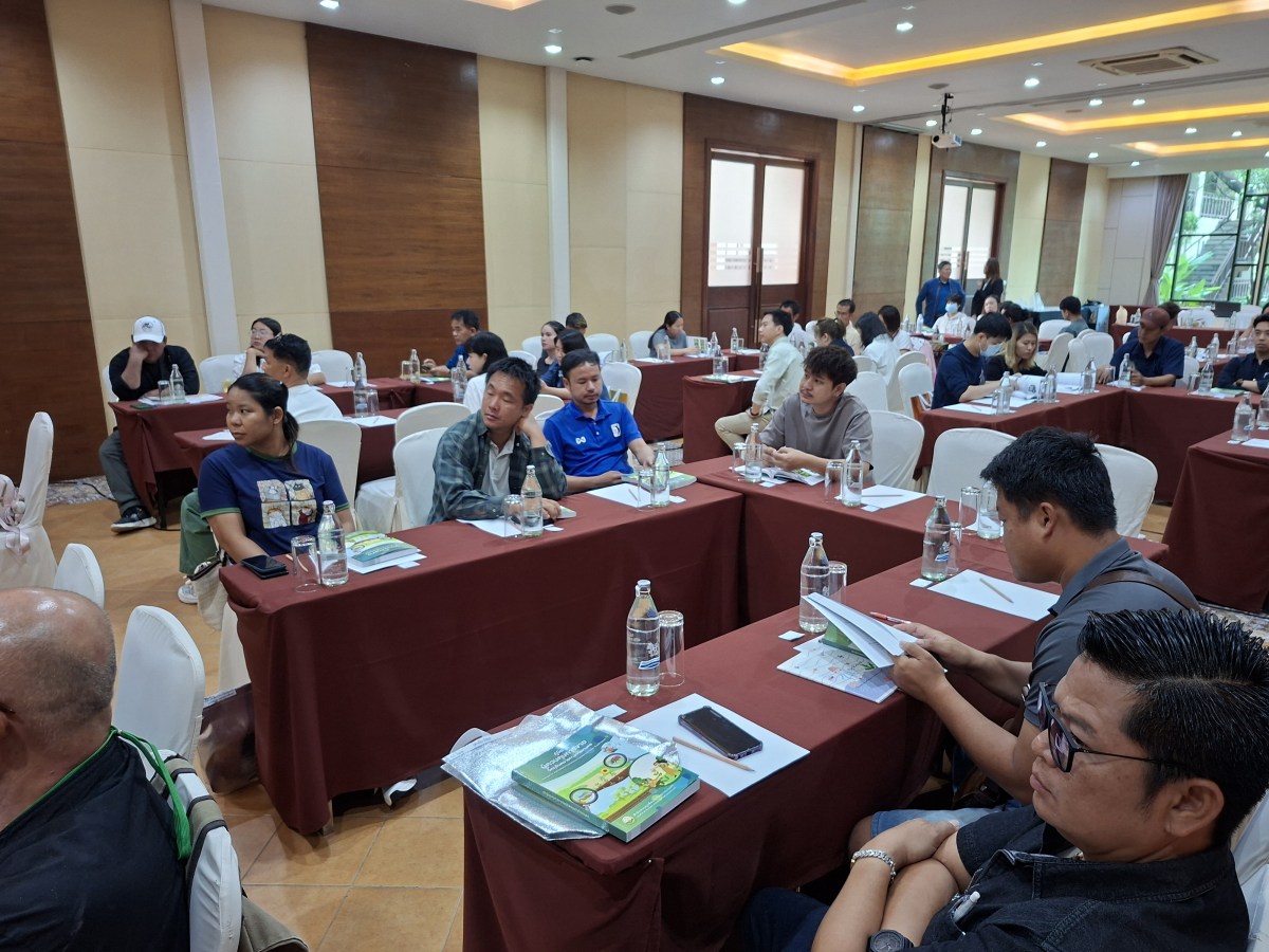 คณะผลิตกรรมการเกษตร ม.แม่โจ้ อบรมเสริมความรู้ผู้ควบคุมการขายวัตถุอันตรายทางการเกษตร รุ่น 2