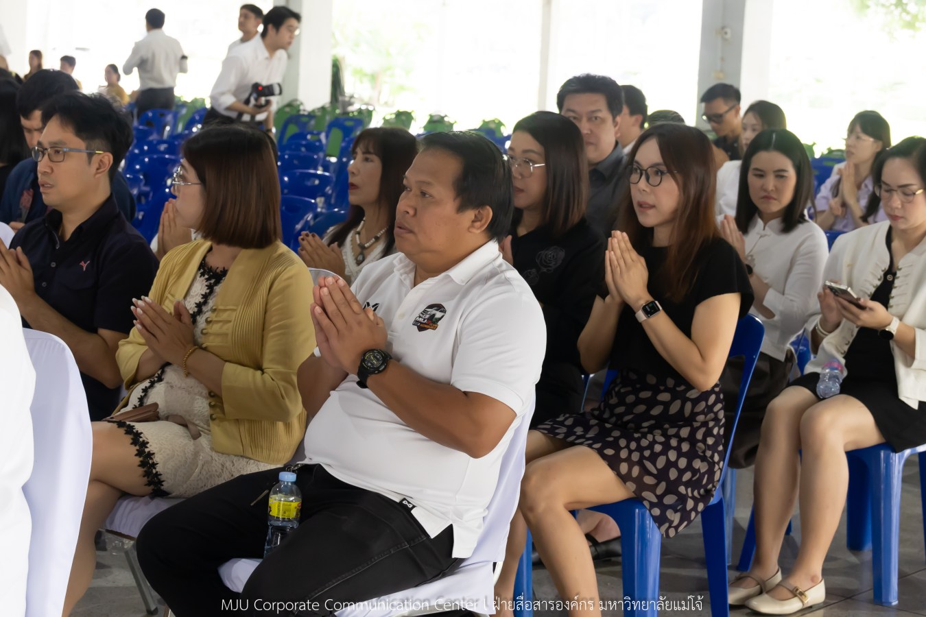 ม.แม่โจ้ ทำนุบำรุงพระพุทธศาสนา จัดถวายเทียนพรรษา 9 วัด