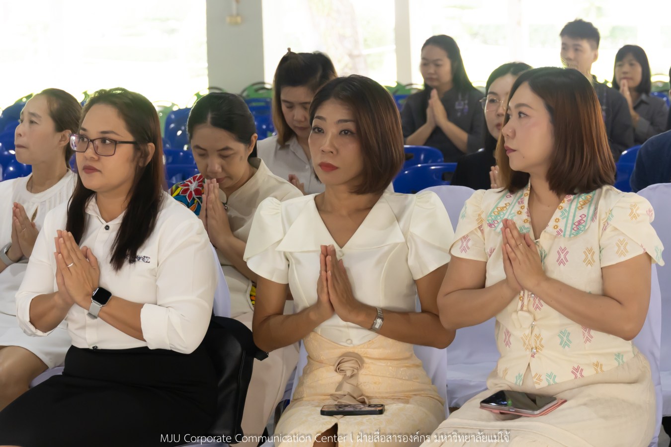 ม.แม่โจ้ ทำนุบำรุงพระพุทธศาสนา จัดถวายเทียนพรรษา 9 วัด