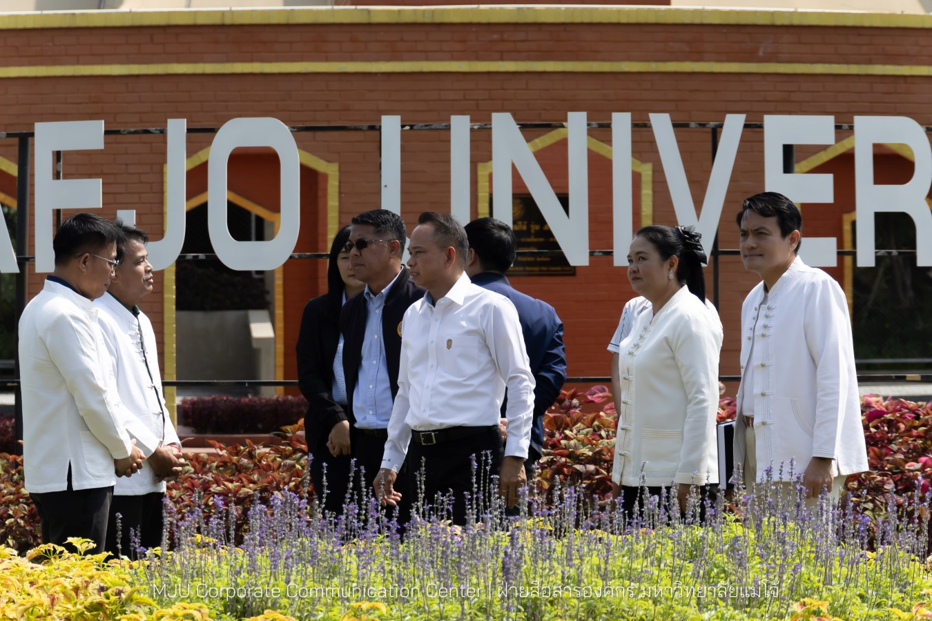 รองปลัดกระทรวงมหาดไทย สักการะสิ่งศักดิ์ ม.แม่โจ้