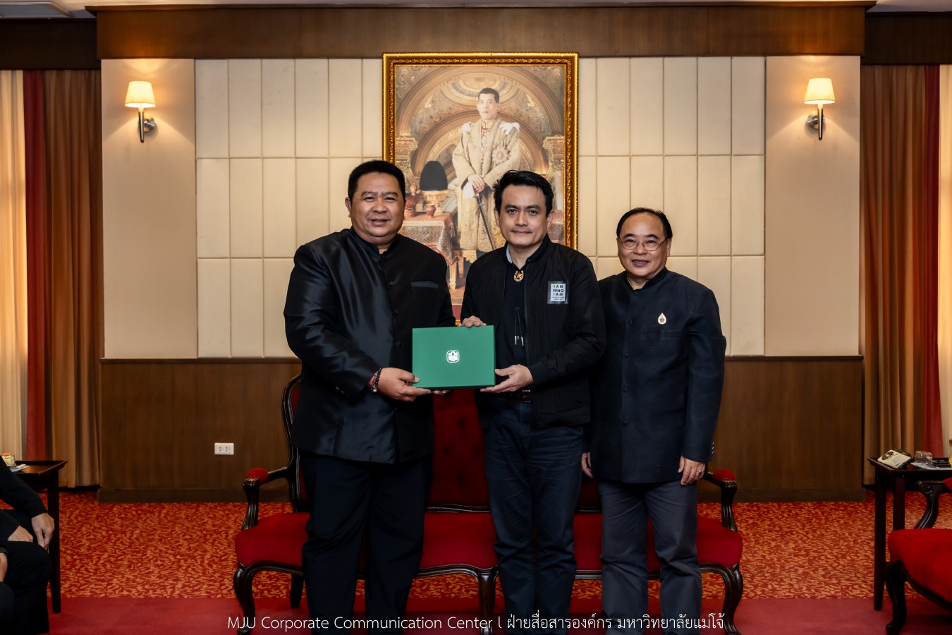 “พี่แม่โจ้ ธ.ก.ส.ปันน้ำใจให้น้อง ครั้งที่ 4”  มอบทุนการศึกษา 250,000 บาท  ร่วมสานฝันให้นักศึกษา ม.แม่โจ้