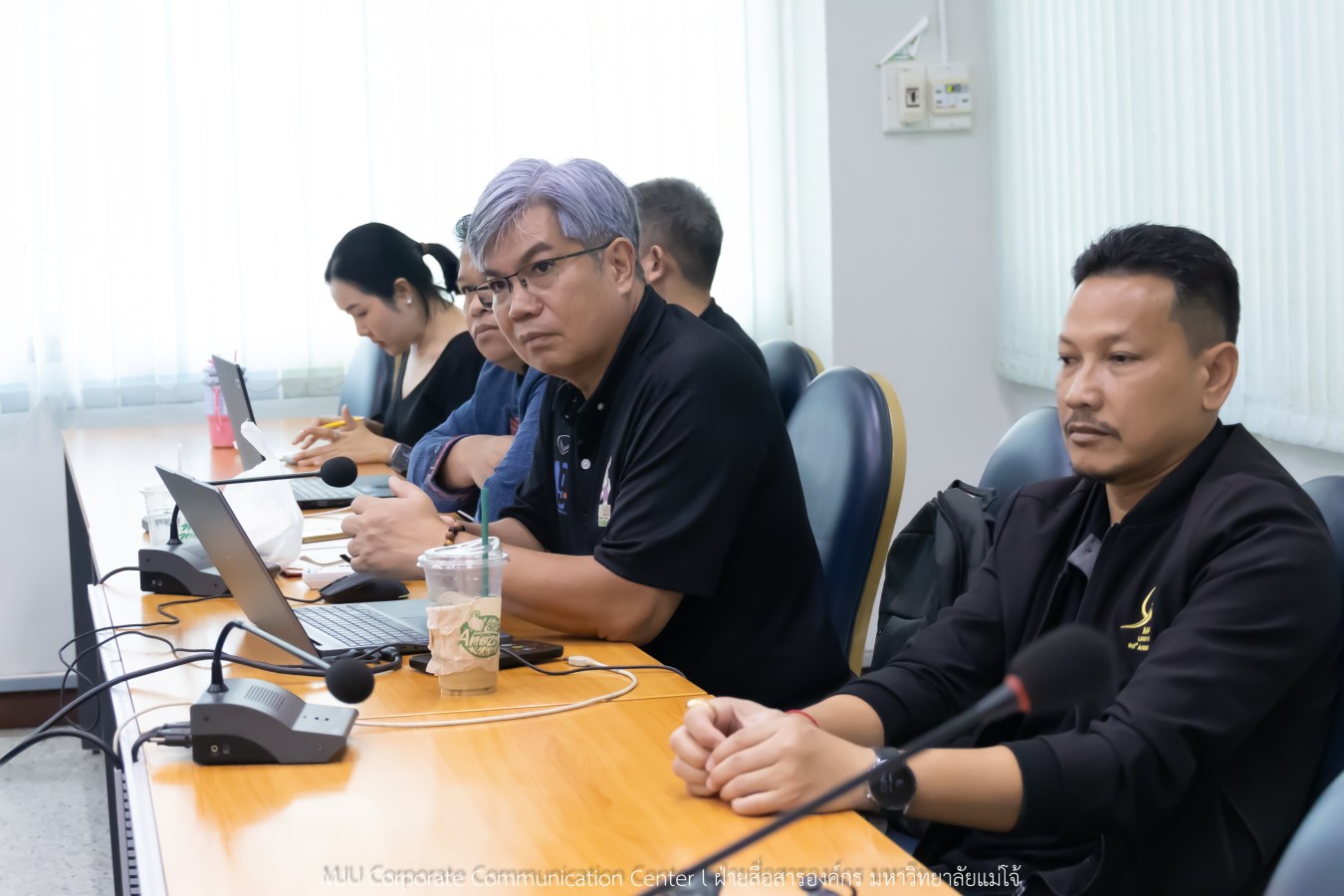 สโมสรบุคลากร ม.แม่โจ้ มอบรางวัลและขอบคุณทีมนักกีฬาบุคลากร ลุยศึก มศว.เกมส์