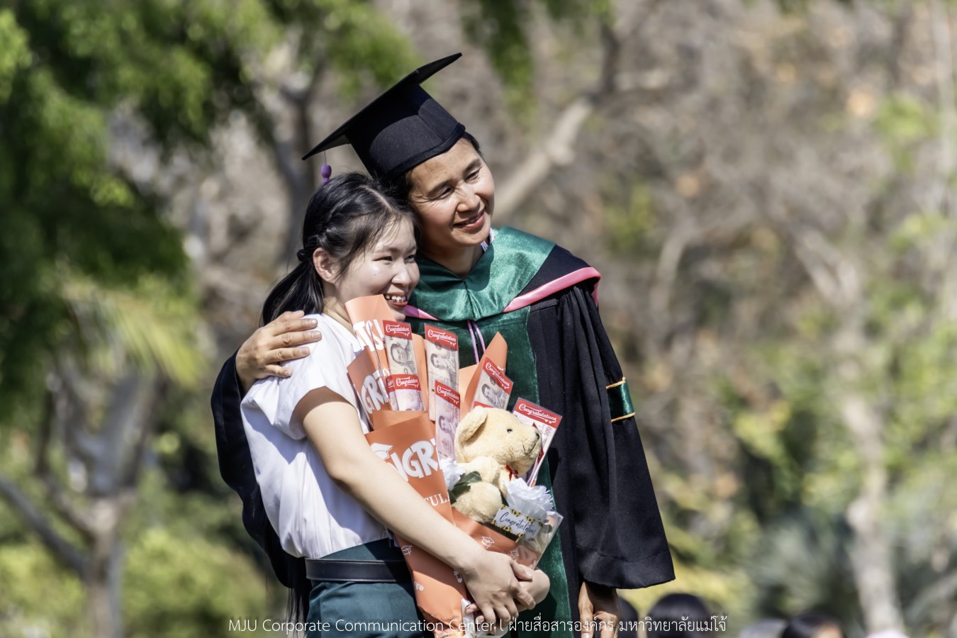 ว่าที่บัณฑิตพร้อม  อาจารย์พร้อม  ญาติพร้อม ทุกคนพร้อม  ร่วมแสดงความยินดี 18 กุมภาพันธ์ 2569  #บรรยากาศซ้อมใหญ่ พิธีพระราชทานปริญญาบัตรมหาวิทยาลัยแม่โจ้ ครั้งที่ 48
