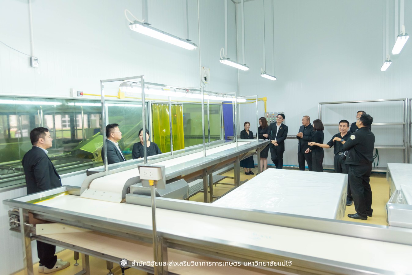 มหาวิทยาลัยแม่โจ้ ต้อนรับคณะผู้บริหารของสำนักงานเลขาธิการวุฒิสภา ในโครงการติดตามผลการนำผลงานวิจัยไปใช้ประโยชน์ในกระบวนการนิติบัญญัติ