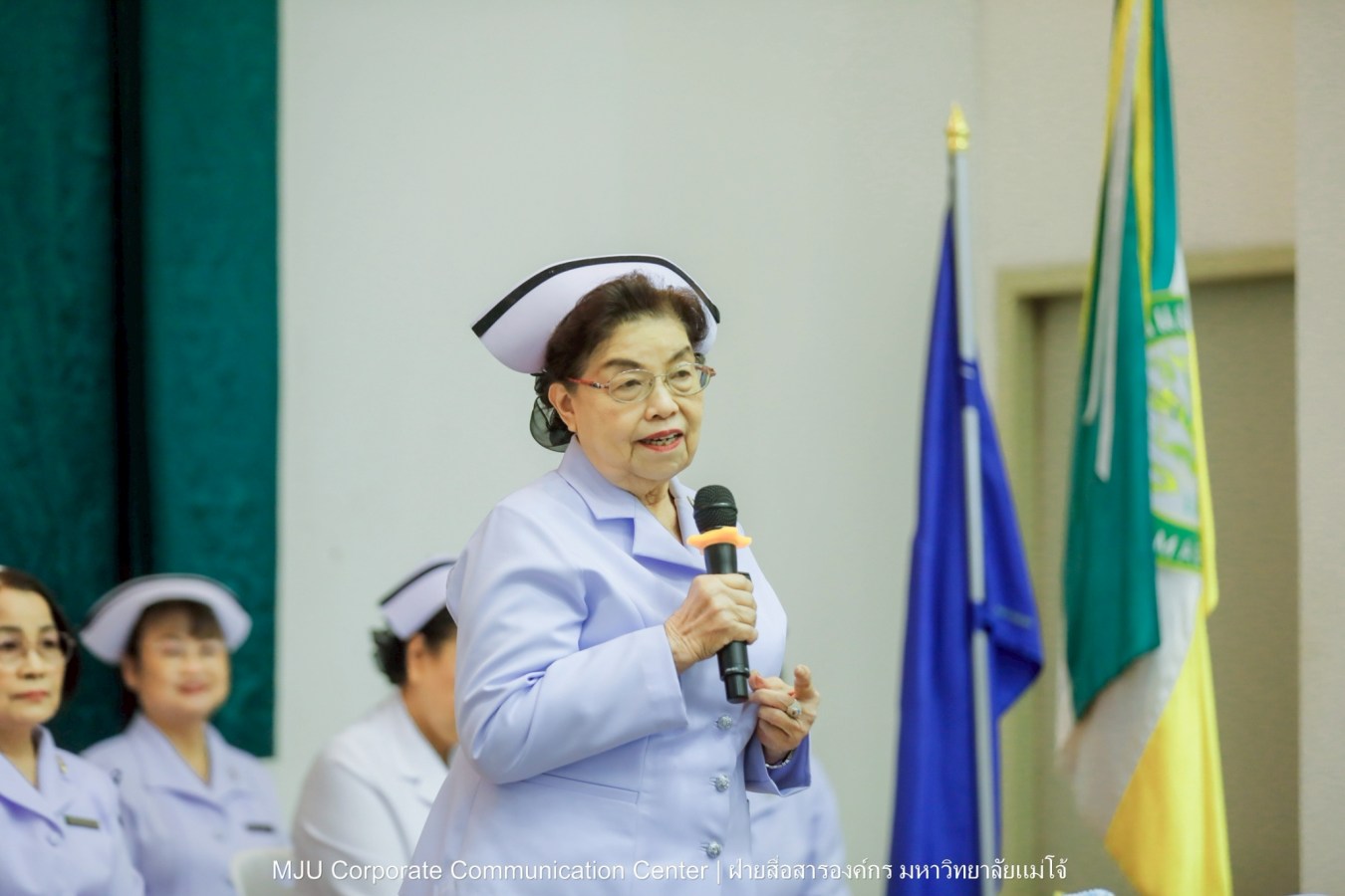 พยาบาลแม่โจ้ รุ่น 1 ประดับแถบหมวก-รับเข็มวิทยฐานะ พร้อมก้าวสู่พยาบาลวิชาชีพอย่างเป็นทางการ