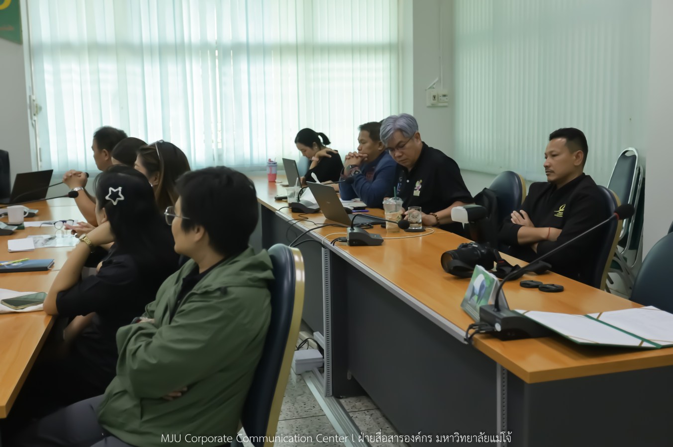 สโมสรบุคลากร ม.แม่โจ้ มอบรางวัลและขอบคุณทีมนักกีฬาบุคลากร ลุยศึก มศว.เกมส์
